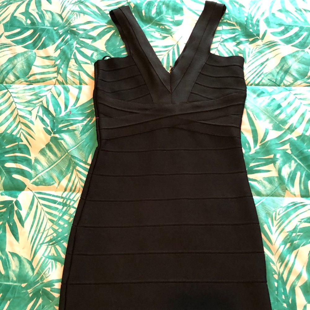 NWOT BEBE Black Bandage Dress (Classic)